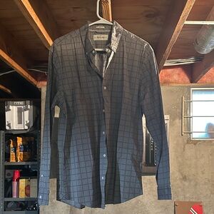 Stylish Black and Gray Checkered Men's Shirt